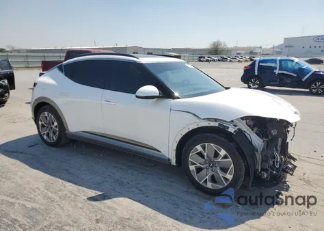 2024 Genesis Gv60 Standard z USA, uszkodzony, nr VIN KMUKB4SAXRU024924